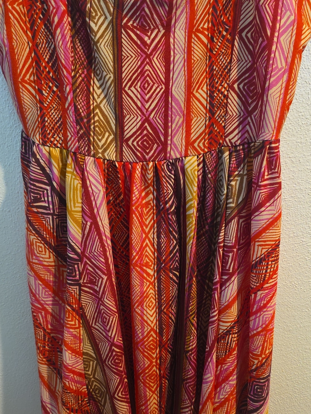 NWT Daytrip Geometric Print Dress With Adjustable Spaghetti Straps - Picture 4 of 10